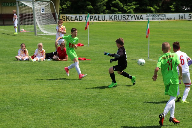 快船逐步缩 快船逐步缩